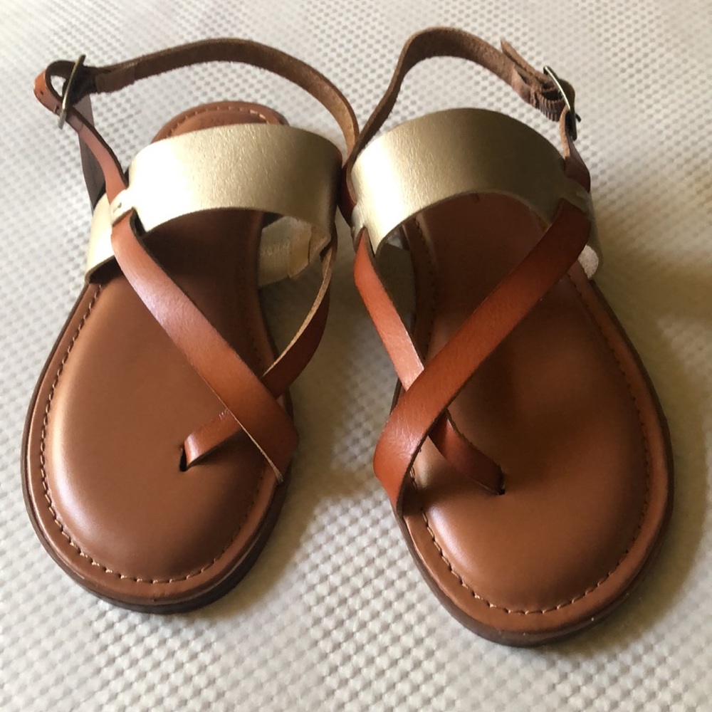 Sandals womens new size 8M Time and Tru memory foam man made materials buckle